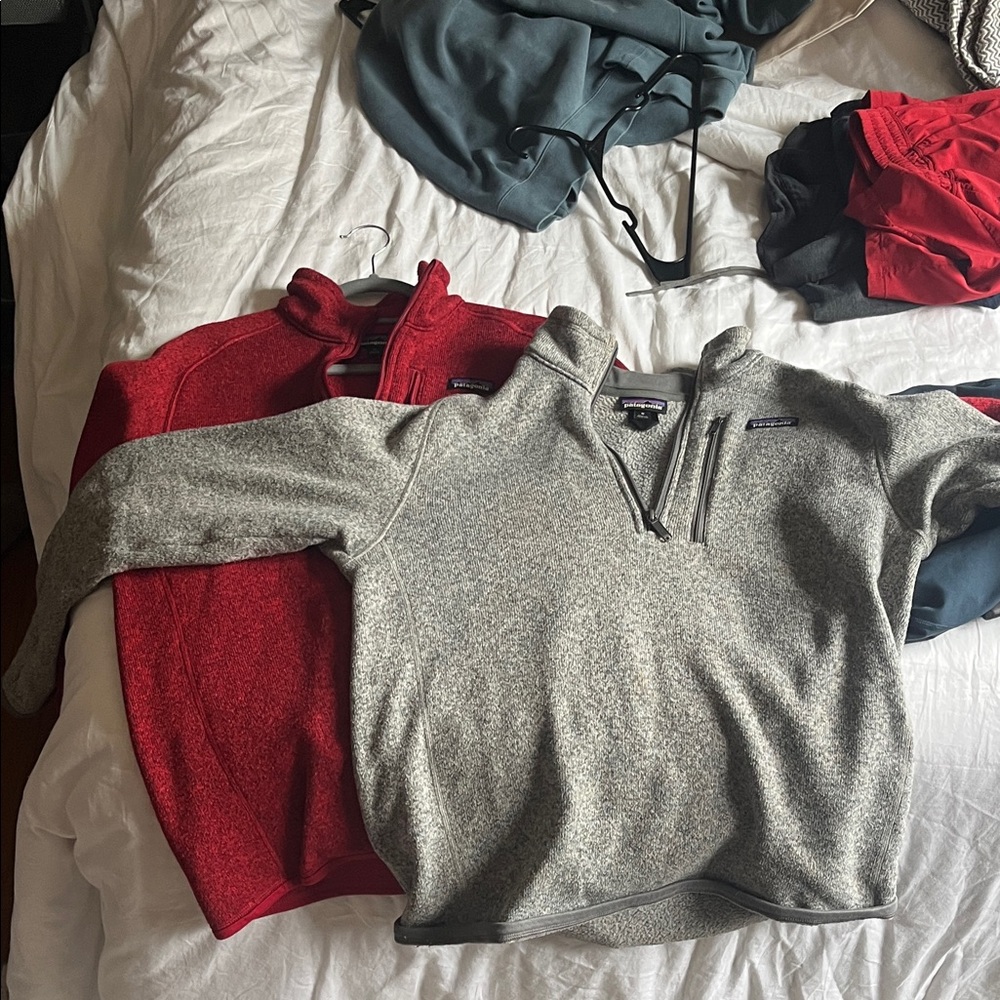 Patagonia Men’s Gray and Red Zip-Up Fleece Sweaters - Picture 1 of 2